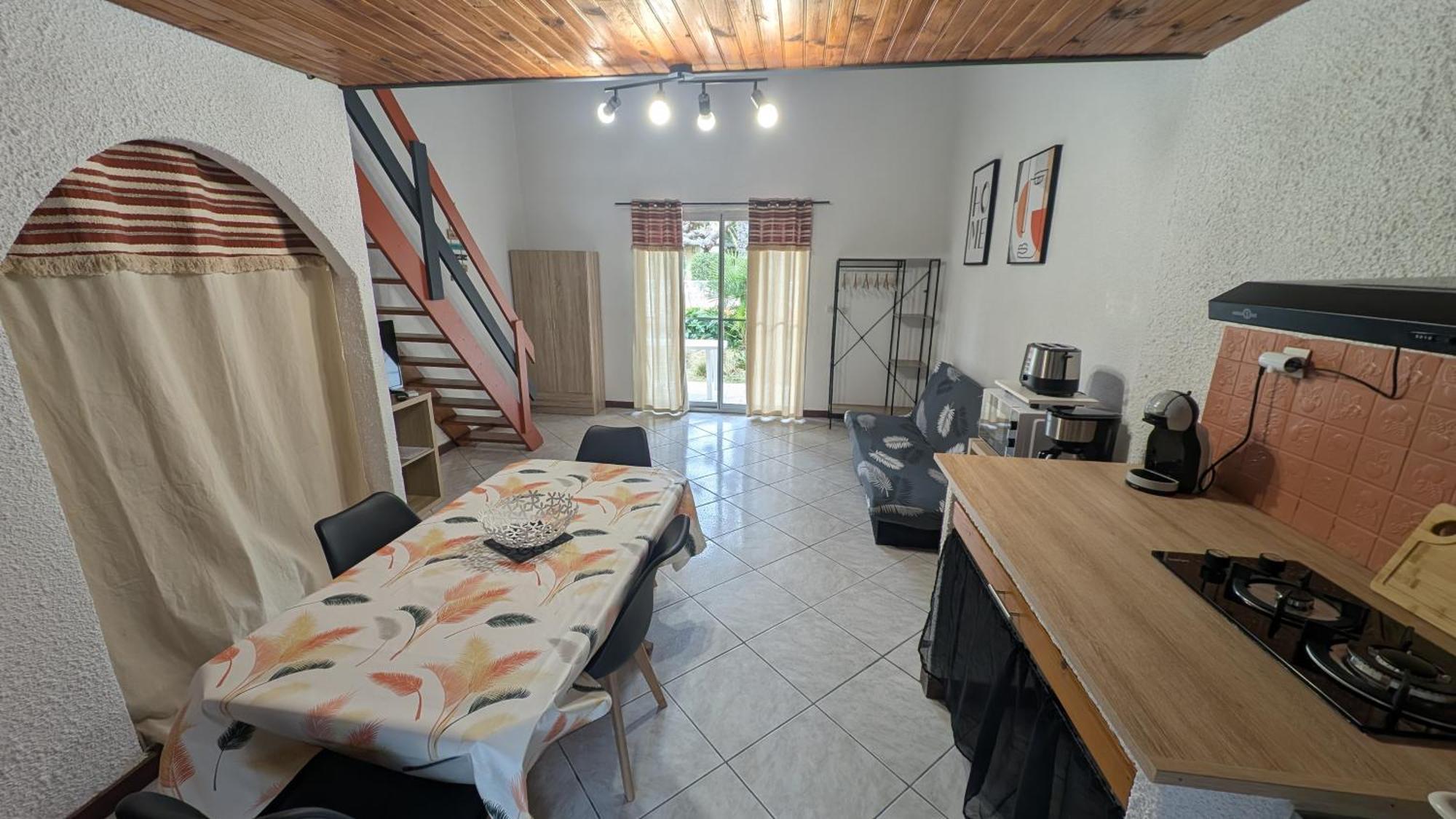 Gite La Capelle Roquefort Des Corbieres Sigean Narbonne Aude Bilik gambar
